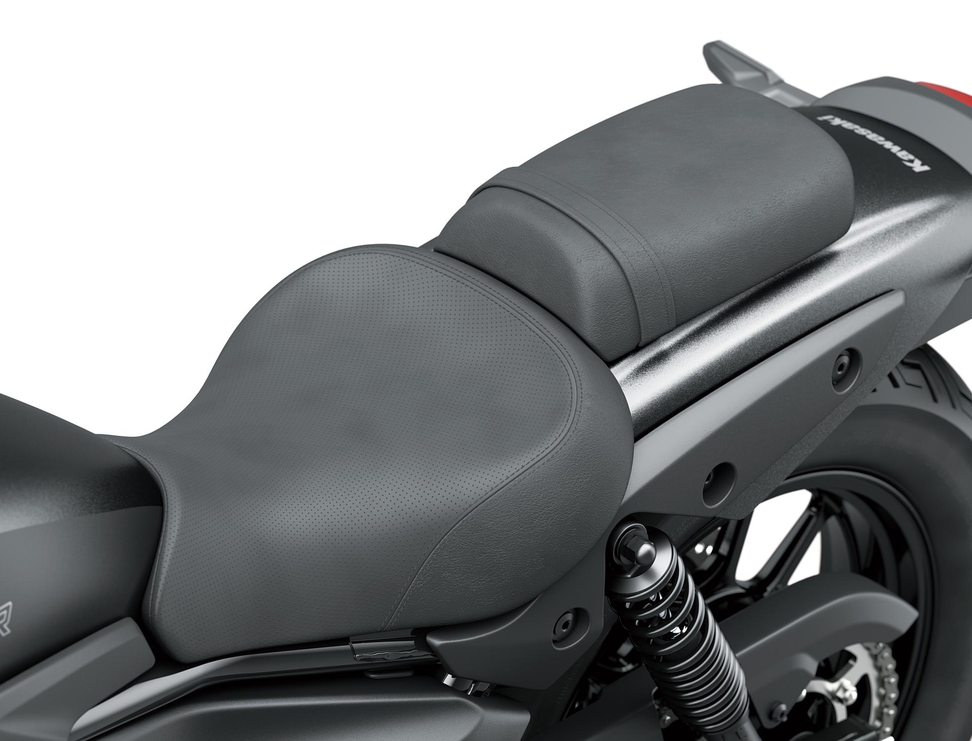 Selle Low Rider au design SE (Eliminator 500/SE)