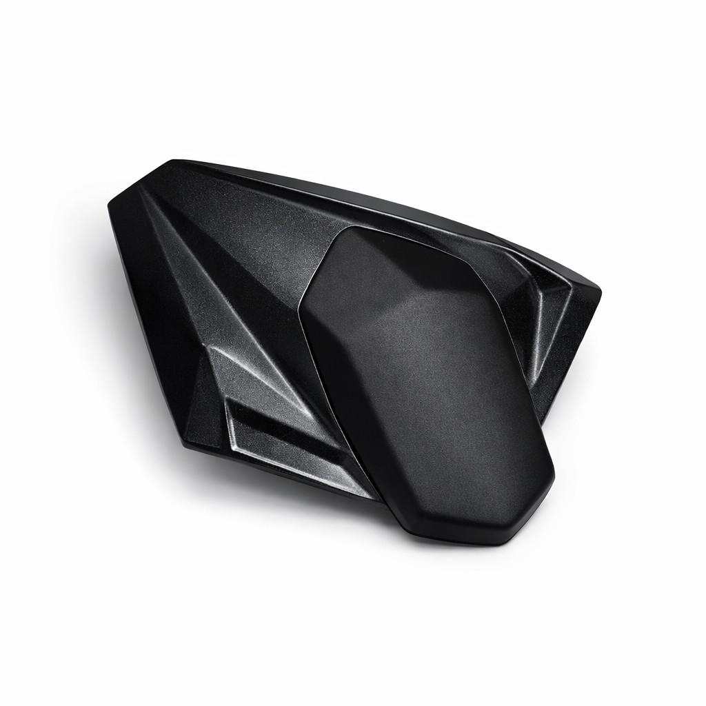 Couvre-selle passager, Metallic Spark Black (660)