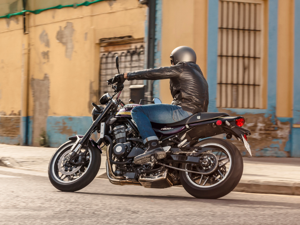 2026_Kawasaki_Web_ - News_Kawasaki Deals Z900RS_MY25