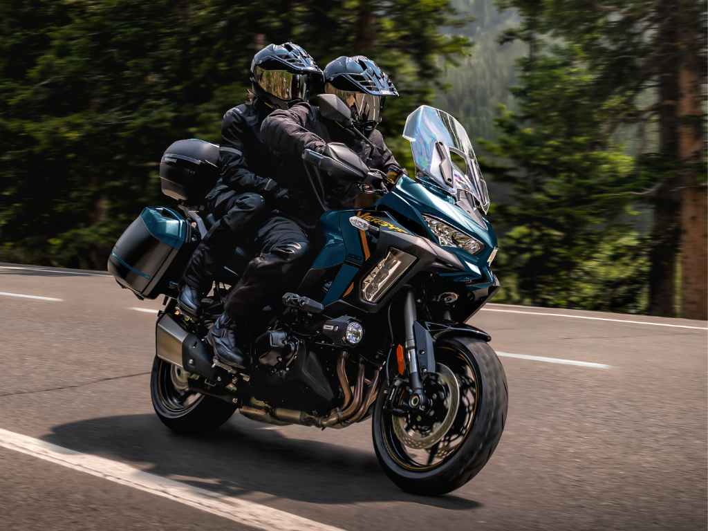 2026_Kawasaki_Web_ - News_Saisonstart_Adventure Tourer_Versys 1100 SE