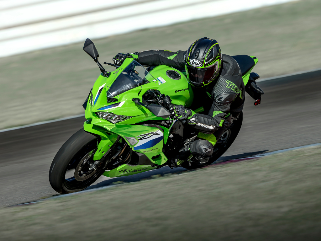 2026_4:3_AEM_Website_Previews_ - 2026_4:3_AEM_News_Saisonstart_Supersport_Ninja ZX-4RR