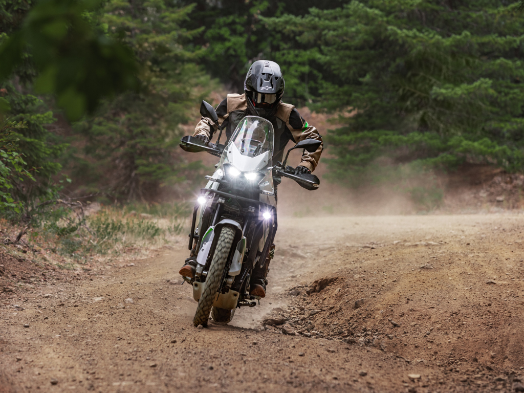 2026_Kawasaki_Web_ - News_Saisonstart_Adventure_KLE500 SE (3)