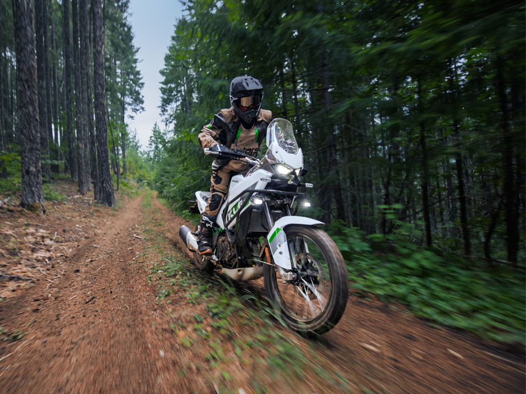 2026_Kawasaki_Web_ - News_Saisonstart_Adventure_KLE500 SE (2)