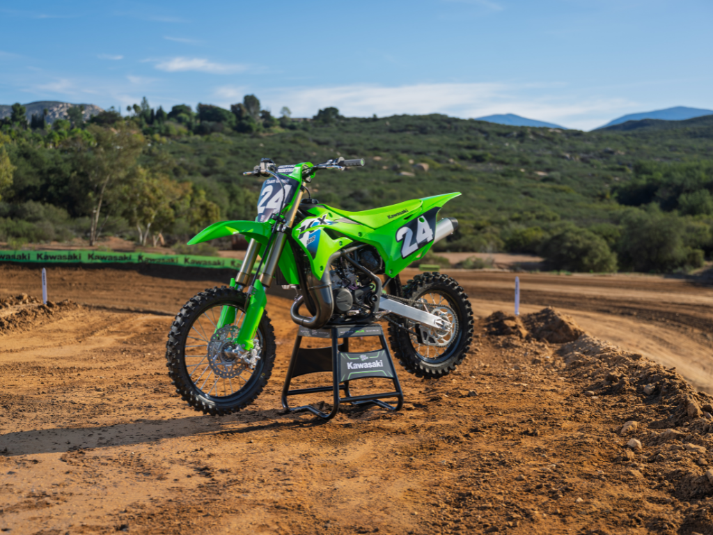 2026_Kawasaki_Web_ - News_Saisonstart_Motocross / Enduro_KX85